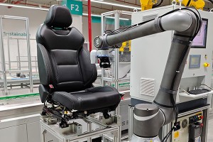 မော်တော်ကားထုတ်လုပ်မှုကို တော်လှန်သည်။